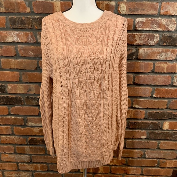 BDG Fall For Cable-Knit Chunky Oversized Sweater - Picture 3 of 8
